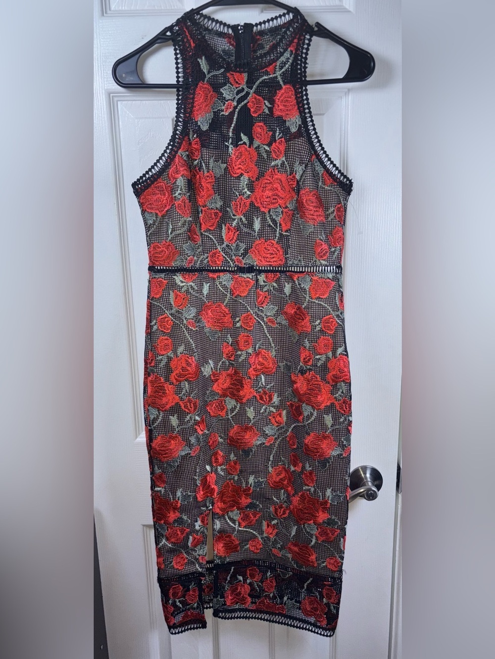 Gianni Bini Red Rose Embroidered Mesh Midi Dress - Picture 4 of 13